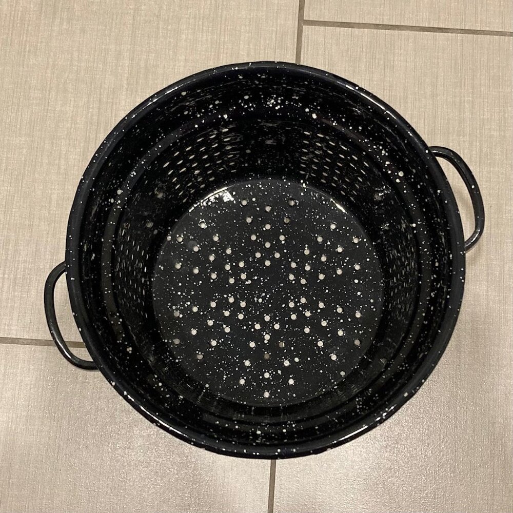 Black Enamel Strainer & Vegetable Blancher
